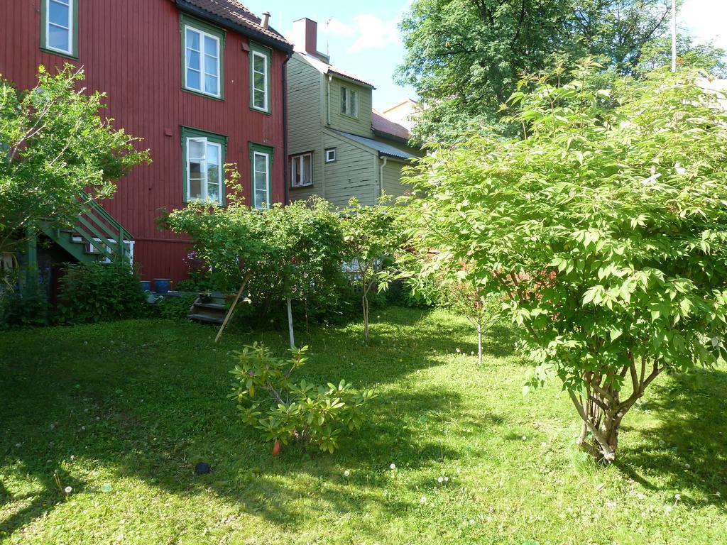 Red Old House Tromso Apartment الغرفة الصورة